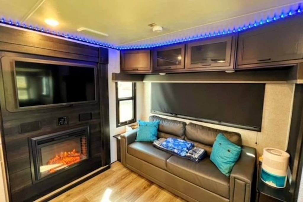 Апартаменти Luxury Glamping Near Idaho Event Center In Нампа Екстер'єр фото